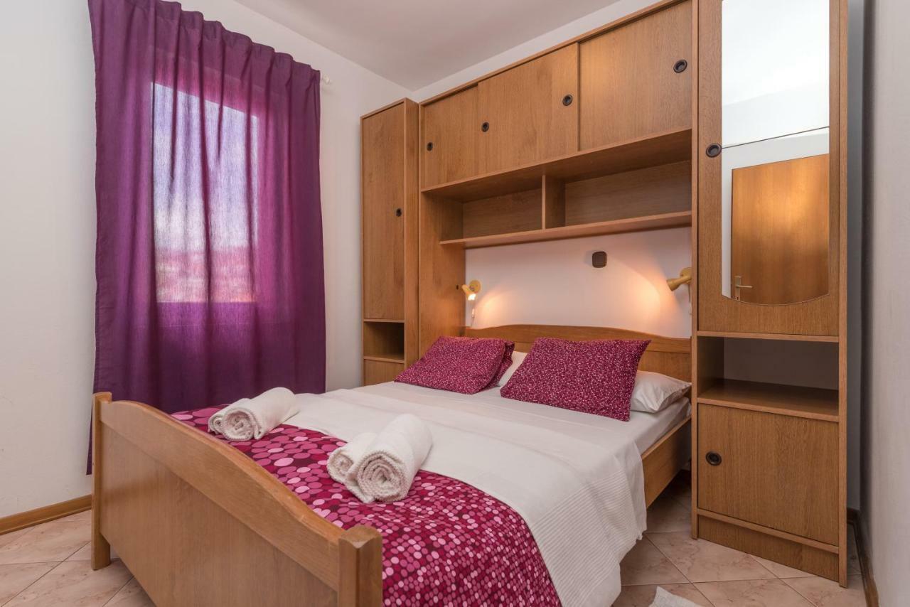 Apartments Vojin Trogir Zewnętrze zdjęcie