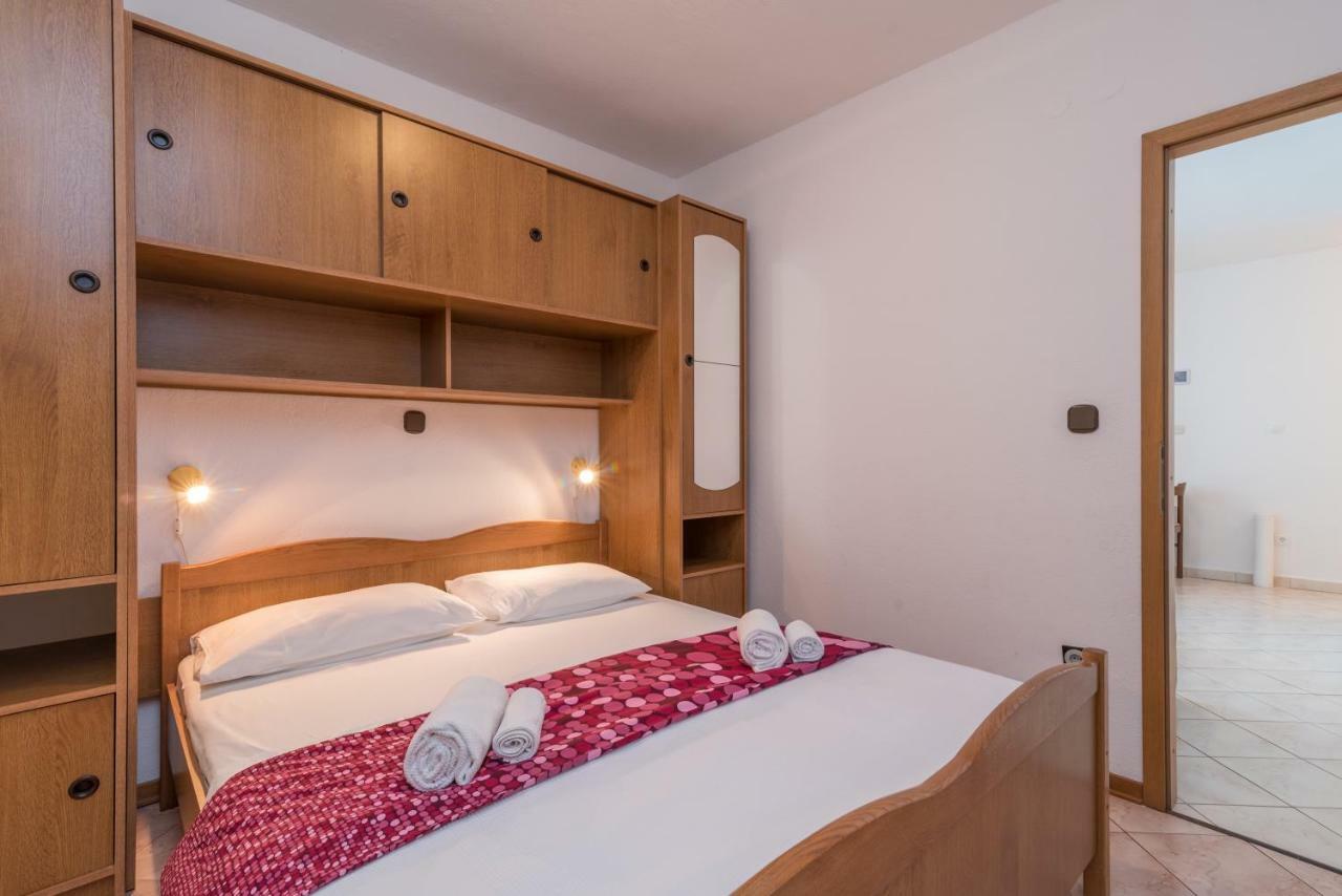 Apartments Vojin Trogir Zewnętrze zdjęcie