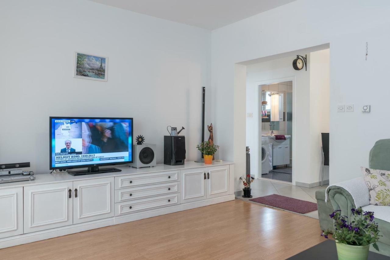 Apartments Vojin Trogir Zewnętrze zdjęcie